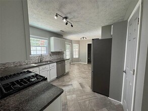 2910 Arden Ridge Dr in Suwanee, GA - Building Photo - Building Photo