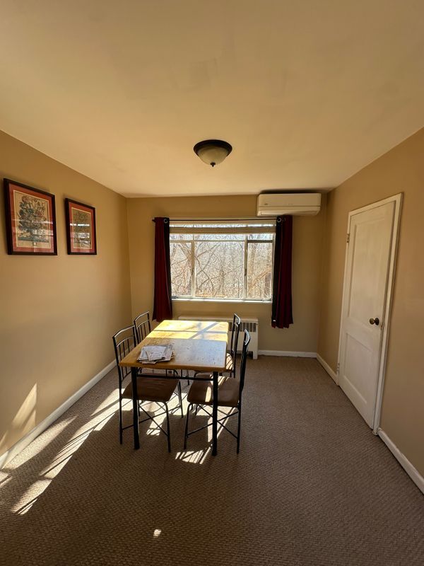 10311 Montrose Ave in Bethesda, MD - Building Photo - Building Photo