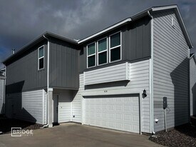 418 Huisache St in Lake Jackson, TX - Building Photo