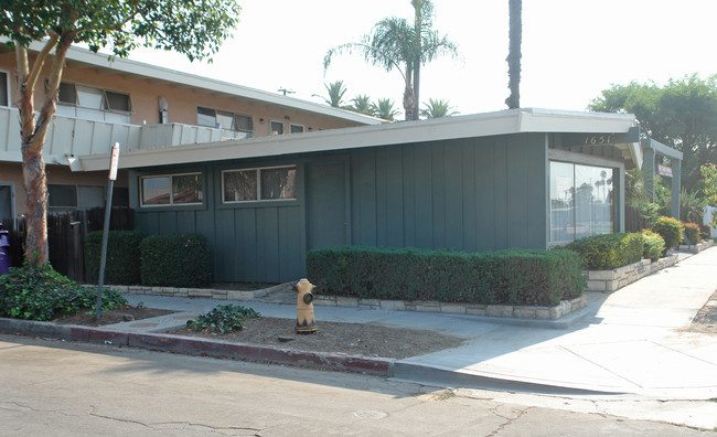 1651-1659 E South St in Long Beach, CA - Building Photo - Building Photo