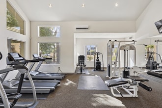 The Village at Sun Valley Apartments in Mesa, AZ - Foto de edificio - Building Photo