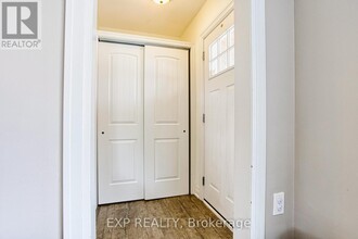 26 Clara Crescent in Brantford, ON - Building Photo - Building Photo