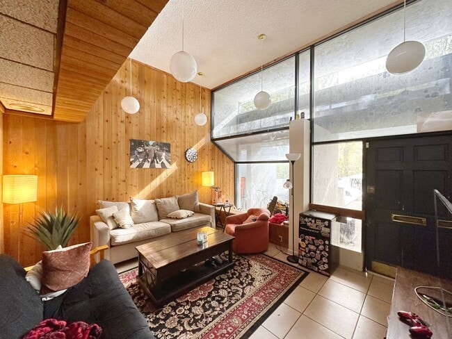 property at 1205 NW 9th Ave