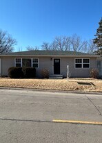 1810 Logan St in Muscatine, IA - Building Photo