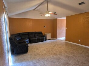 7218 Oriole St in Texas City, TX - Building Photo - Building Photo