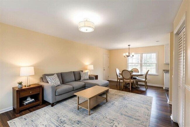 5791 Lisa Ln in Austell, GA - Building Photo - Building Photo