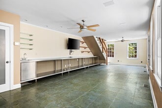 87 America St, Unit A in Charleston, SC - Foto de edificio - Building Photo