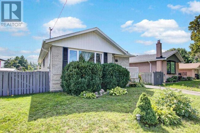 property at 23 Dalcourt Dr