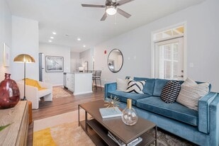 Founders Landing in Lebanon, OH - Building Photo