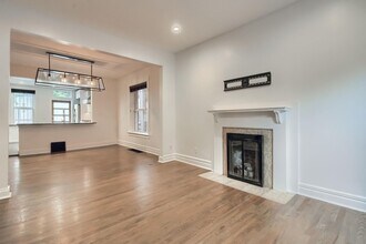 2074 N Clarkson St in Denver, CO - Building Photo - Building Photo