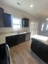 101 S Sea St in Jacksonville, NC - Building Photo - Building Photo