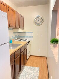 186 Grand Ave, Unit 2f photo'