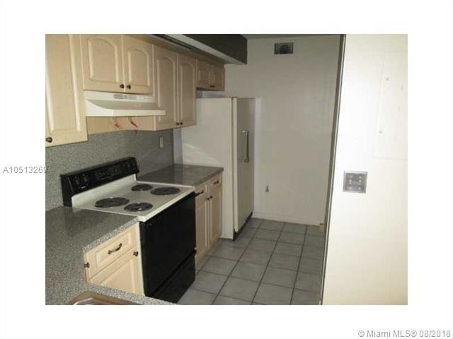 8620 SW 212th St-Unit -203 in Cutler Bay, FL - Building Photo