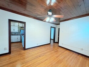 878 Kenmore Ave in Baton Rouge, LA - Building Photo - Building Photo