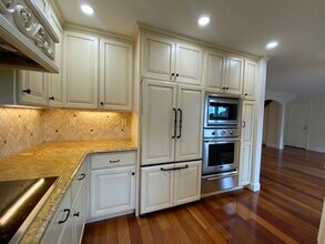 1545 De Anza Blvd in San Mateo, CA - Building Photo - Building Photo