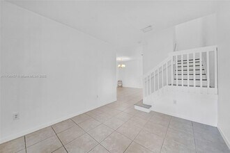 948 NE 29th Terrace in Homestead, FL - Building Photo - Building Photo
