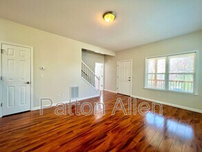 26 Merion Dr in Asheville, NC - Building Photo - Building Photo