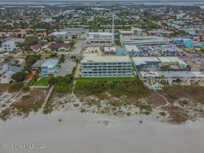 85 S Atlantic Ave in Cocoa Beach, FL - Building Photo - Building Photo