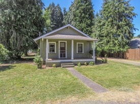 1758 Britton St in West Linn, OR - Building Photo