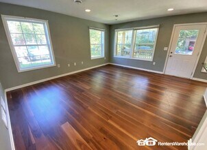2204 Garfield Ave in Minneapolis, MN - Building Photo - Building Photo