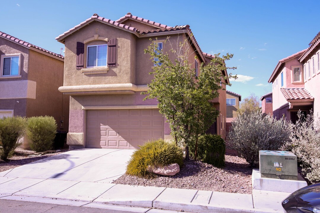 3724 Gallowtree Ave in N Las Vegas, NV - Foto de edificio