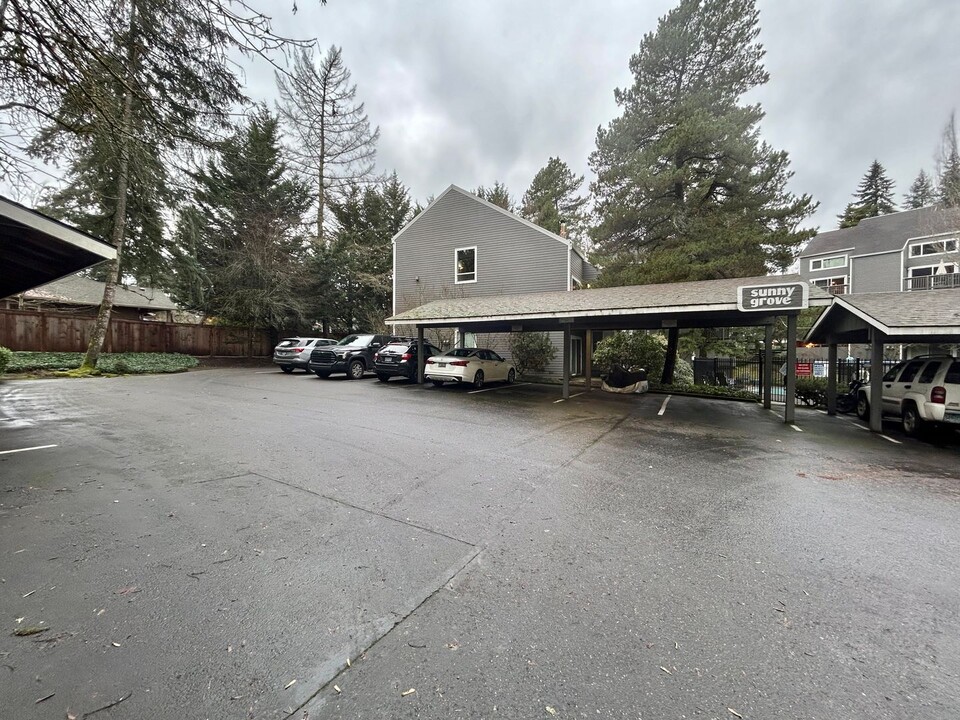 4643 Lakeview Blvd in Lake Oswego, OR - Building Photo