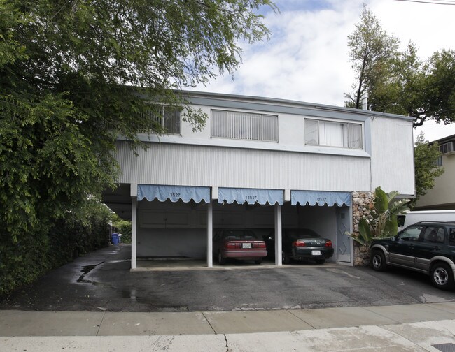 13527 Rye St in Sherman Oaks, CA - Building Photo - Building Photo