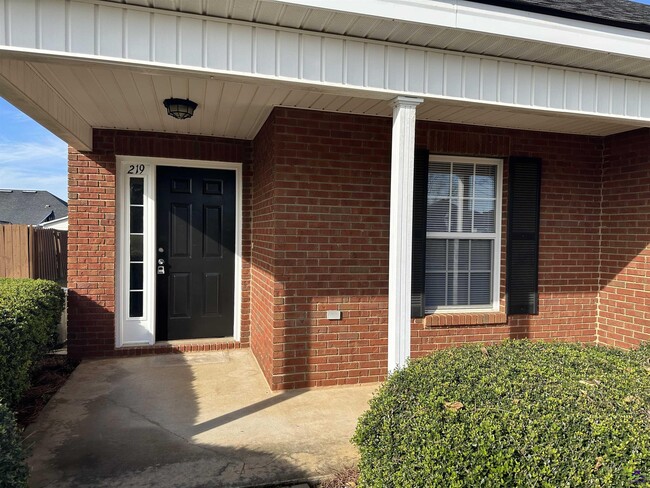219 West Wrasling Way in Warner Robins, GA - Building Photo - Building Photo