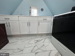110 S Broad St in Penns Grove, NJ - Building Photo - Building Photo