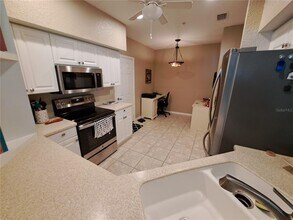 7267 Fountain Palm Cir in Bradenton, FL - Building Photo - Building Photo