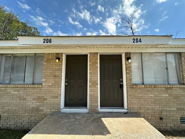 204-206 Smart St in Jacksonville, AR - Building Photo - Building Photo