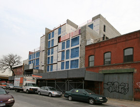 73 Grand Ave in Brooklyn, NY - Foto de edificio - Building Photo