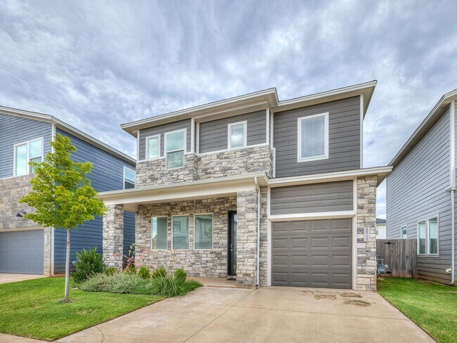 2543 NW 132nd St in Oklahoma City, OK - Building Photo - Building Photo