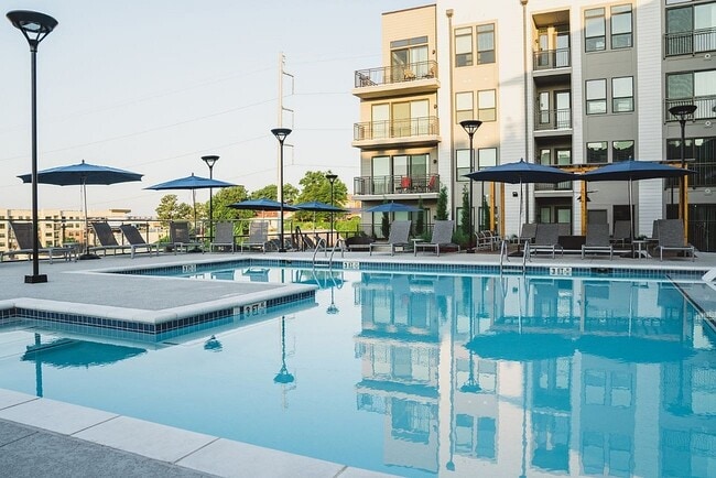 The Morgan Sandy Springs in Sandy Springs, GA - Building Photo - Building Photo