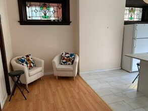 746 Broughton St, Unit 1C and 1A in Pittsburgh, PA - Building Photo - Building Photo