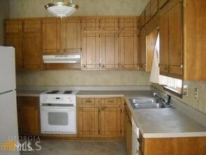 456 Valley Woods Cir SE in Conyers, GA - Building Photo - Building Photo