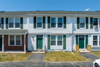 Anthos Townhomes LLC in Monticello, NY - Building Photo - Building Photo