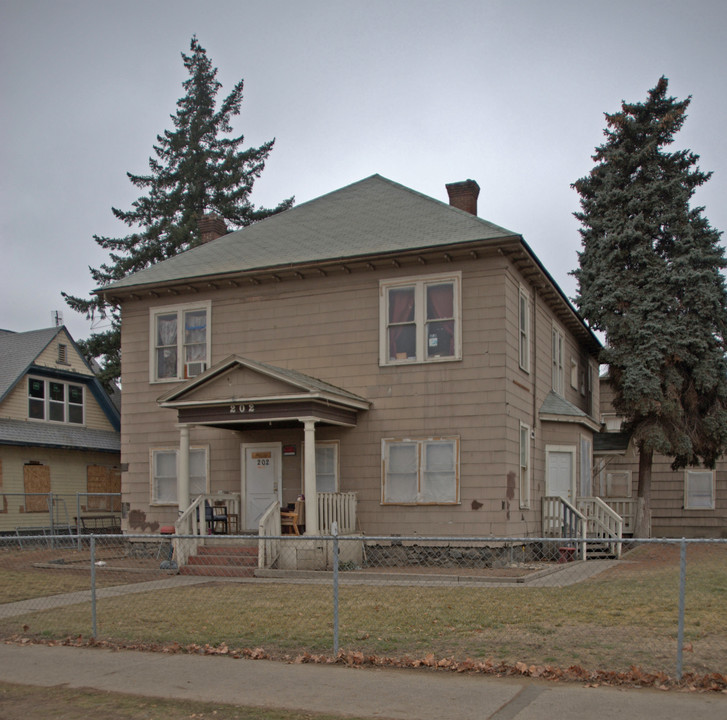 202 S Naches Ave in Yakima, WA - Building Photo