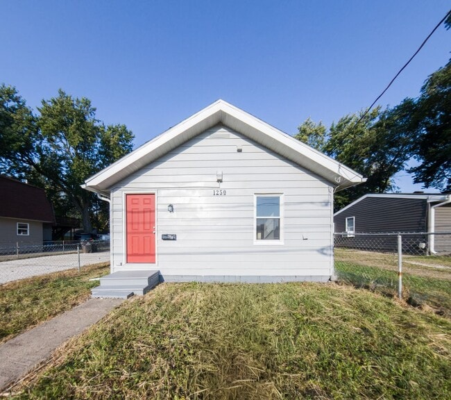 property at 1250 E 27th St
