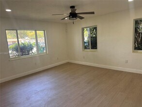 3920 Charles Terrace in Miami, FL - Building Photo - Building Photo