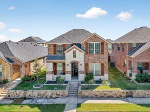 2209 Barx Dr in Little Elm, TX - Foto de edificio - Building Photo