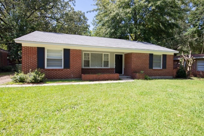 property at 1828 Shadow Ln
