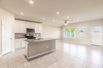 7558 Highland Chase Dr in Richmond, TX - Building Photo - Building Photo