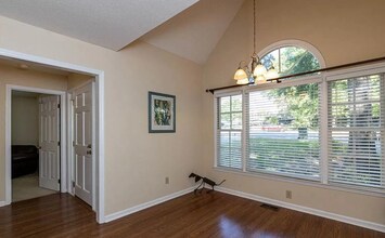 4512 Emmit Dr in Raleigh, NC - Building Photo - Building Photo