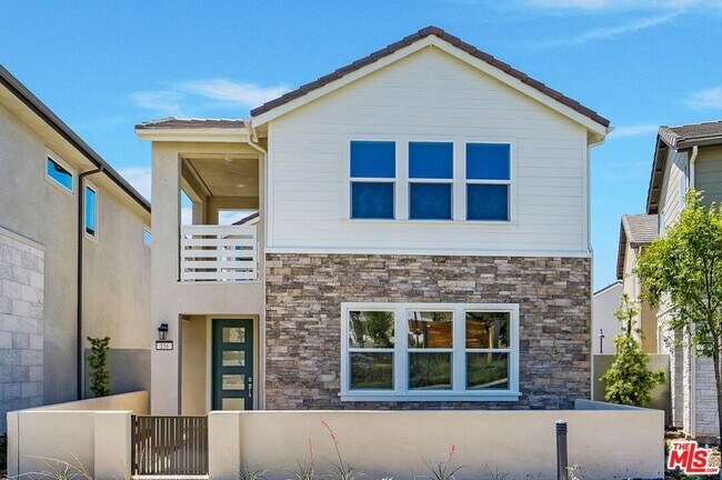 156 Chorus in Irvine, CA - Building Photo - Building Photo