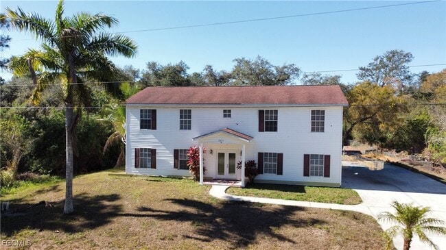 property at 2021 Wells Ave