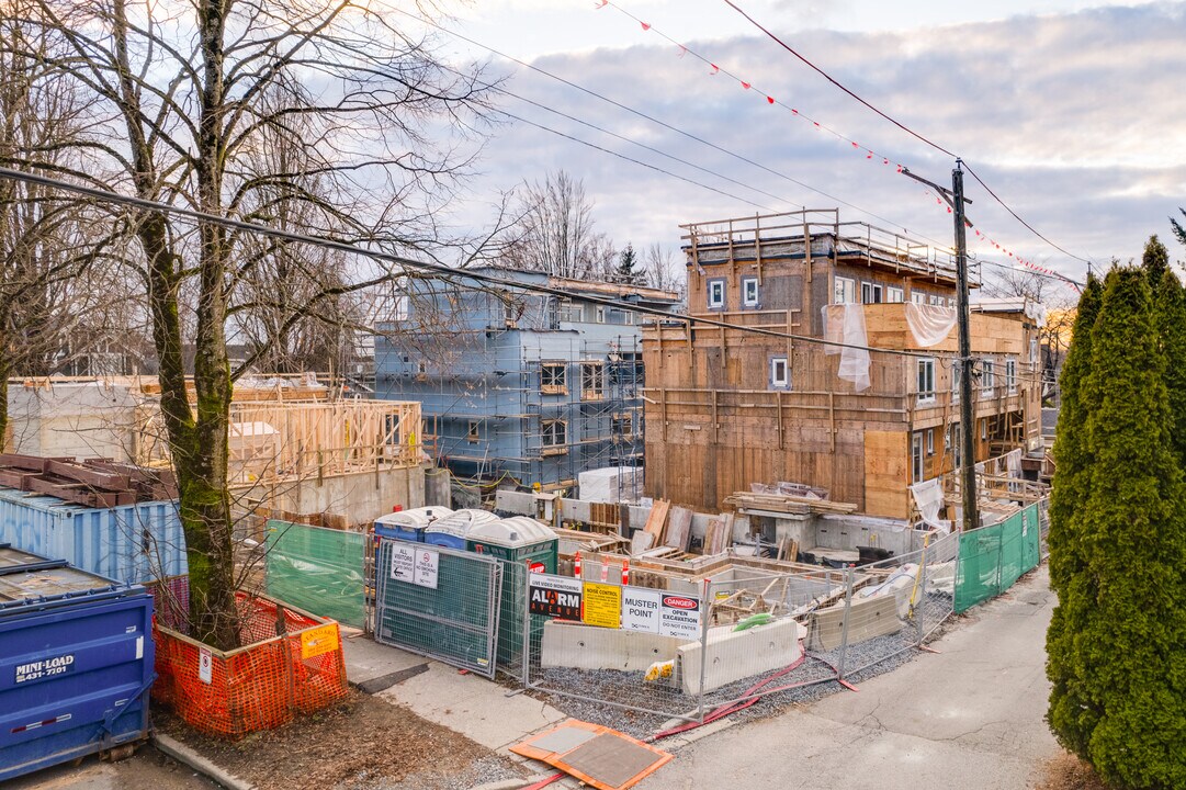 Lakewood in Vancouver, BC - Building Photo