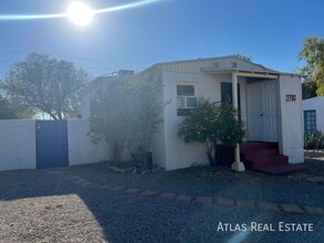 2730 N Martin Ave in Tucson, AZ - Foto de edificio - Building Photo