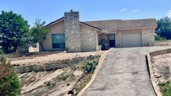 103 Geronimo in Horseshoe Bay, TX - Building Photo