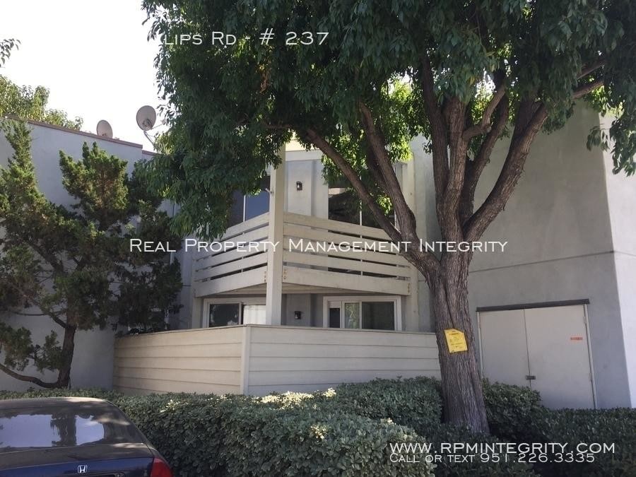 1150 W Phillips St in Ontario, CA - Foto de edificio